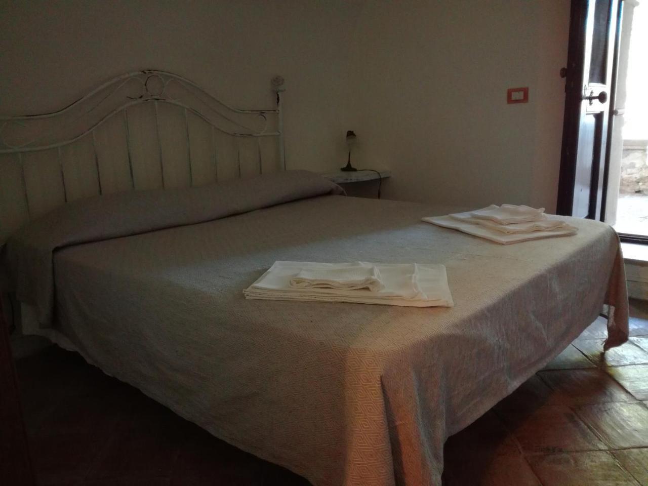 Le Case Di S. Andrea Buccheri Bagian luar foto